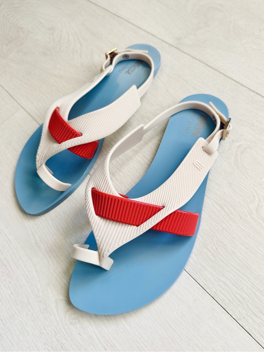 MELISSA + JASON WU Blue White and Red Textured Strip Sandals Brand New RARE Sz7